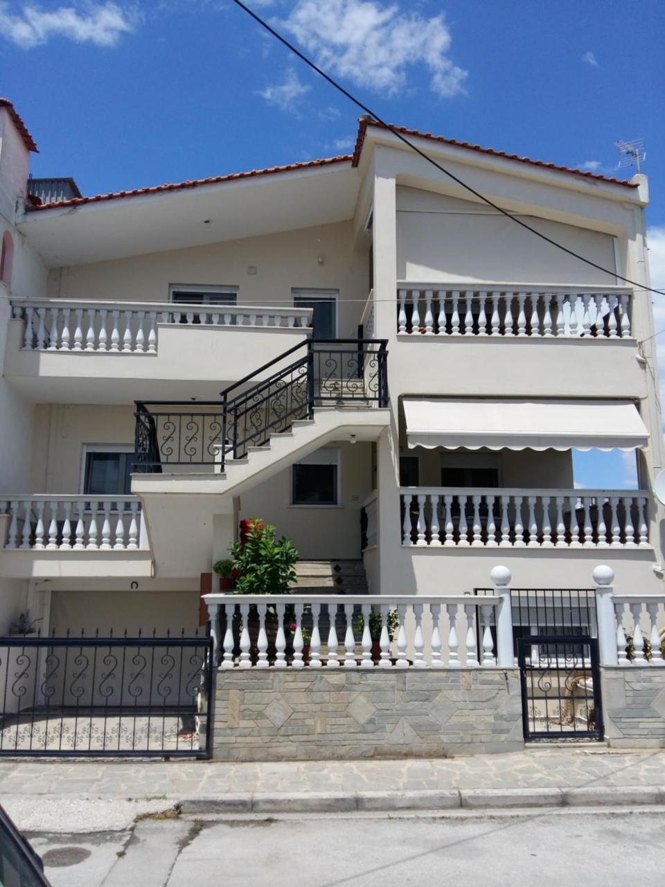 Katie 1 Apartment Keramotí Exterior foto